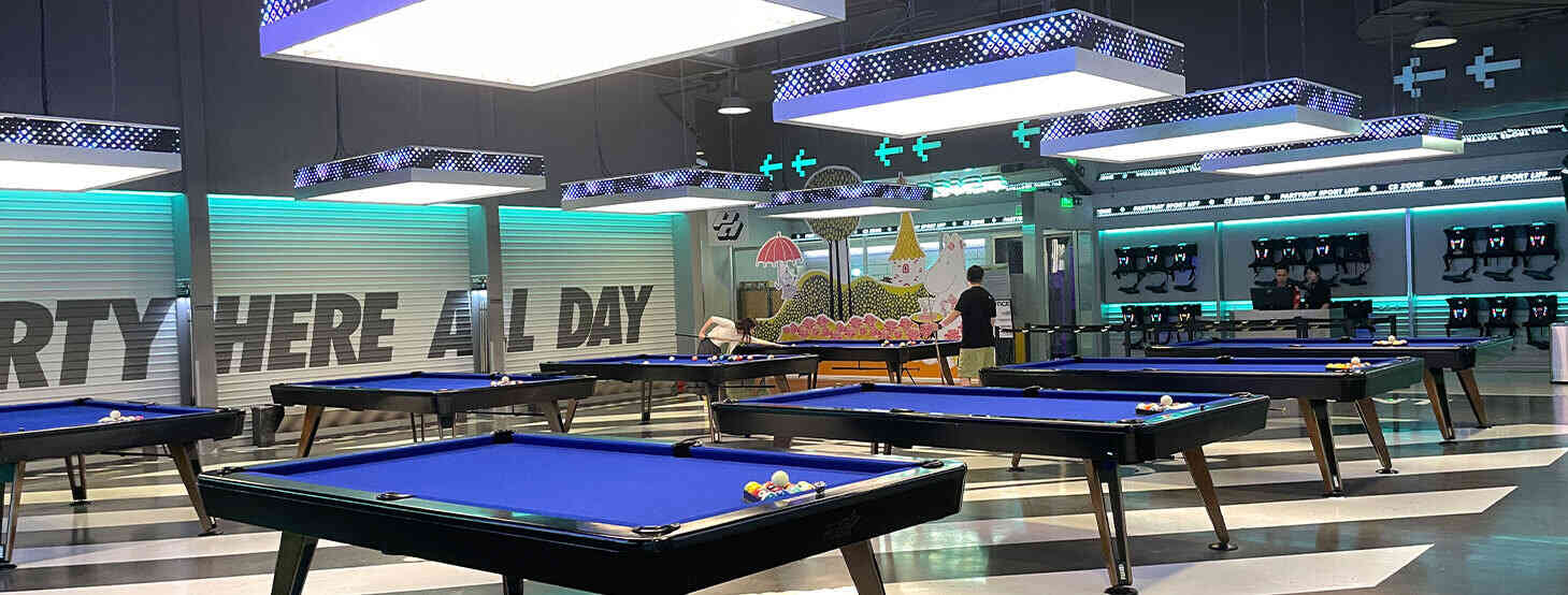 The billiard area is empty. Here we come.