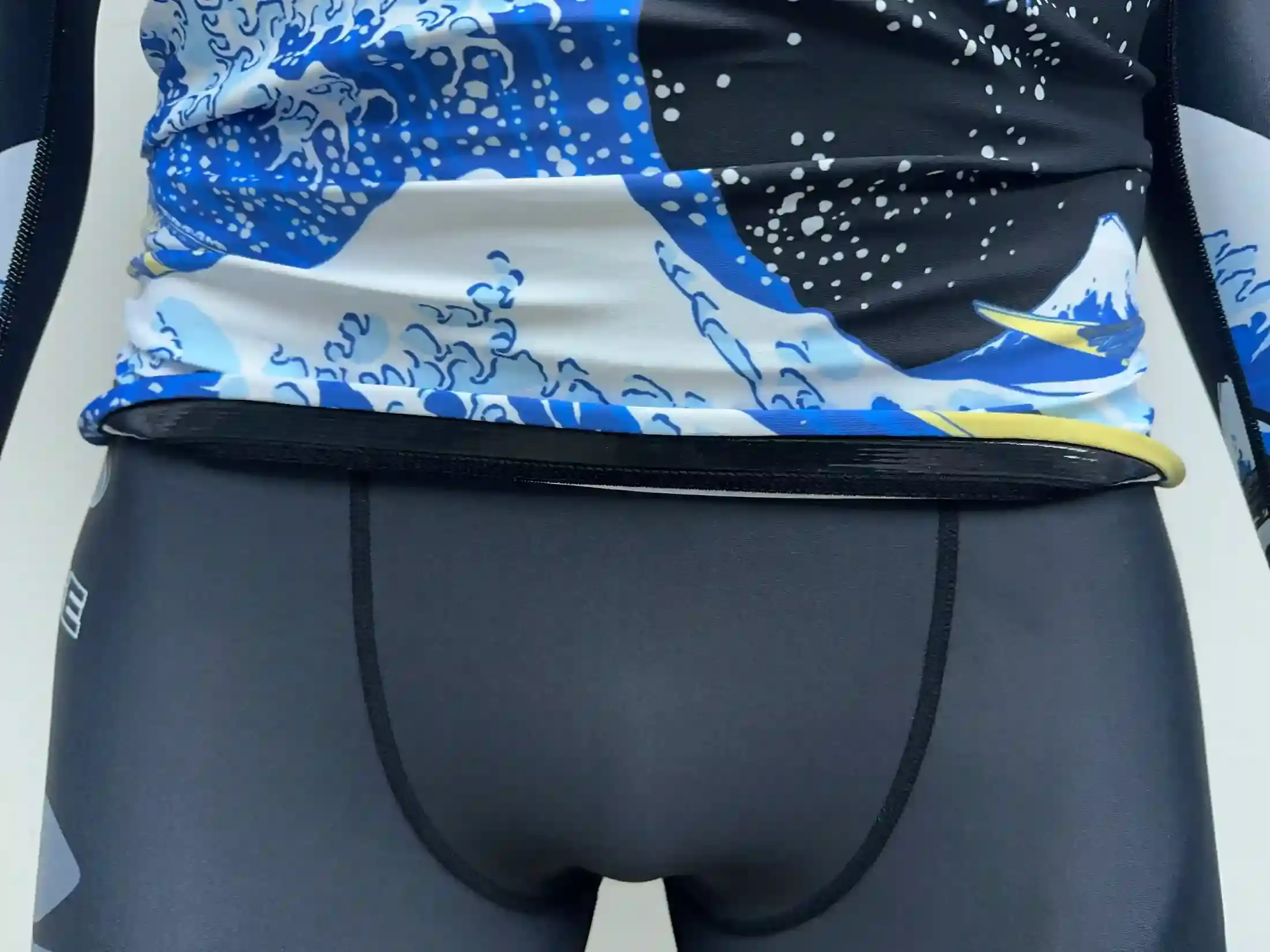 Detail of silicone anti-slip band inside the hem