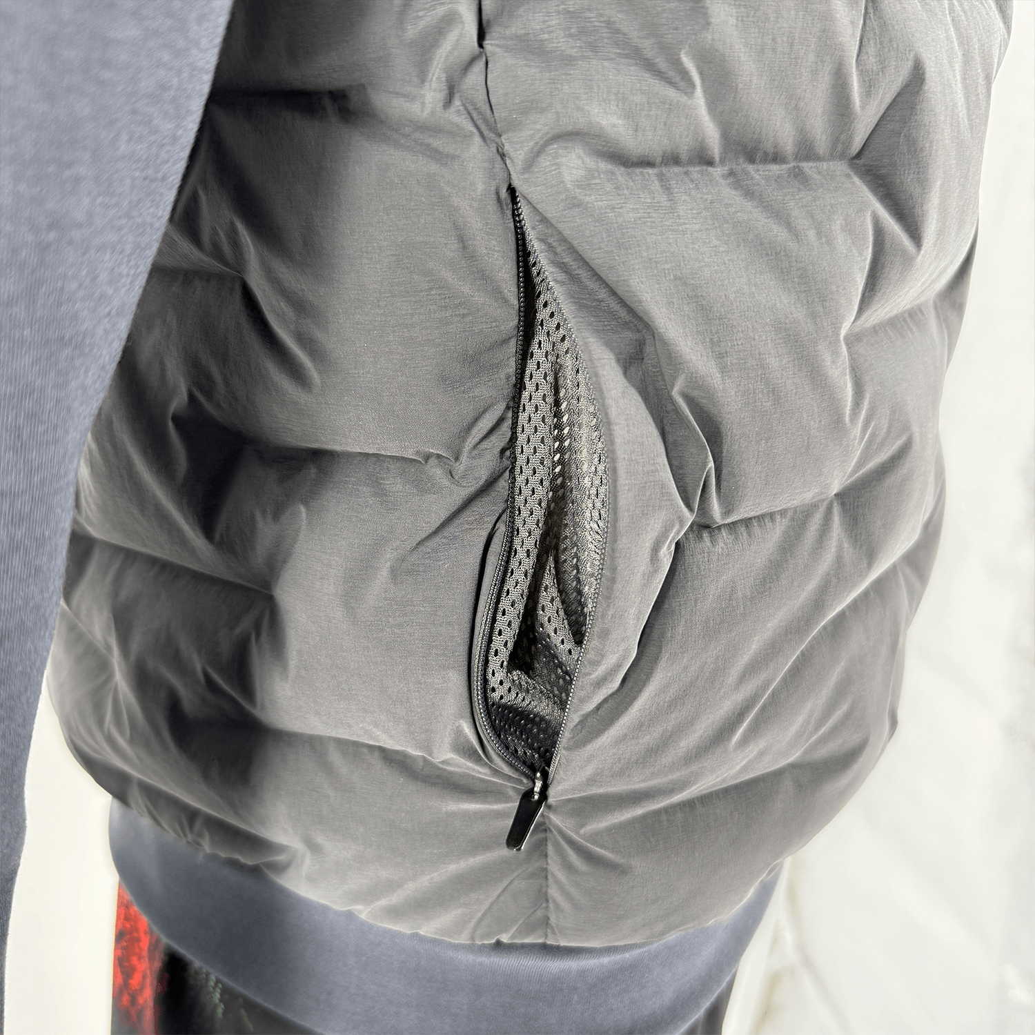 Zipper Pocket Detail of Steel Gray Training Expedition Down Jacket Zipper Pocket Detail of Steel Gray Training Expedition Down Jacket
