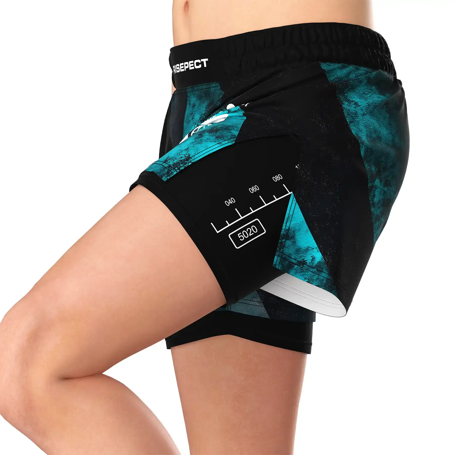 The High-slit Side View of Men's Gym MMA High-Slit 2-in-1 Hybrid Shorts Manufacturer - Style 1