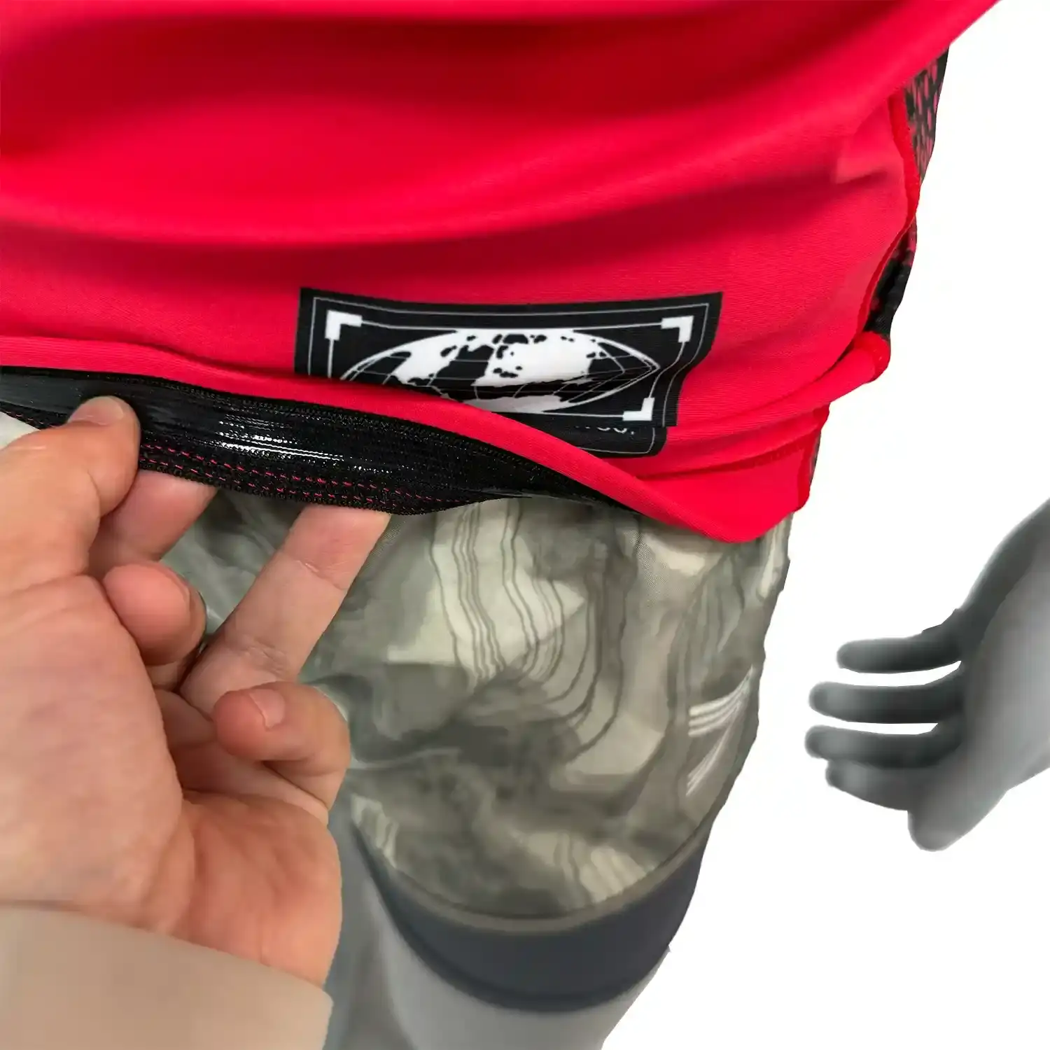 Women's red snake pattern bjj rash guard short sleeve hem inside silicone strip details