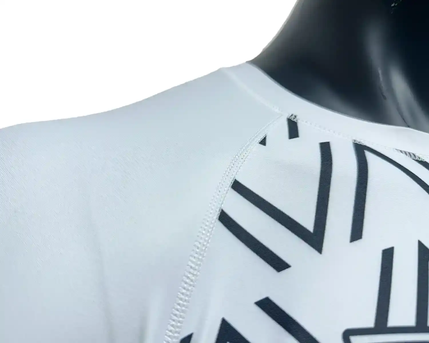 White MMA BJJ rashguard black wave front raglan sleeve flatlock seam details