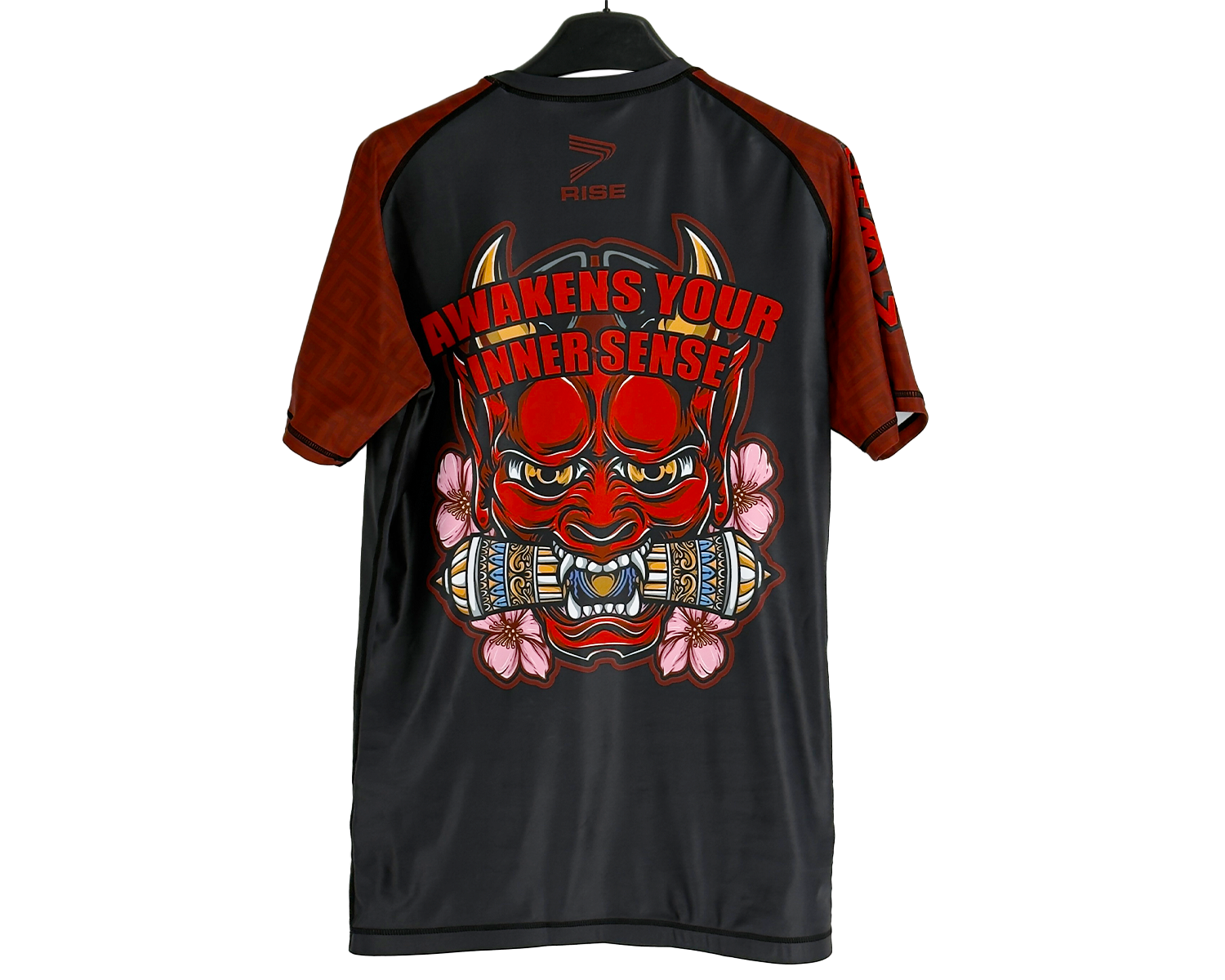 Prajna short sleeve rash guard back hanging view